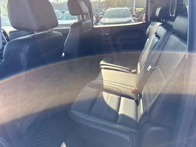 Used 2016 IRIDIUM METALLIC GMC Denali image 30
