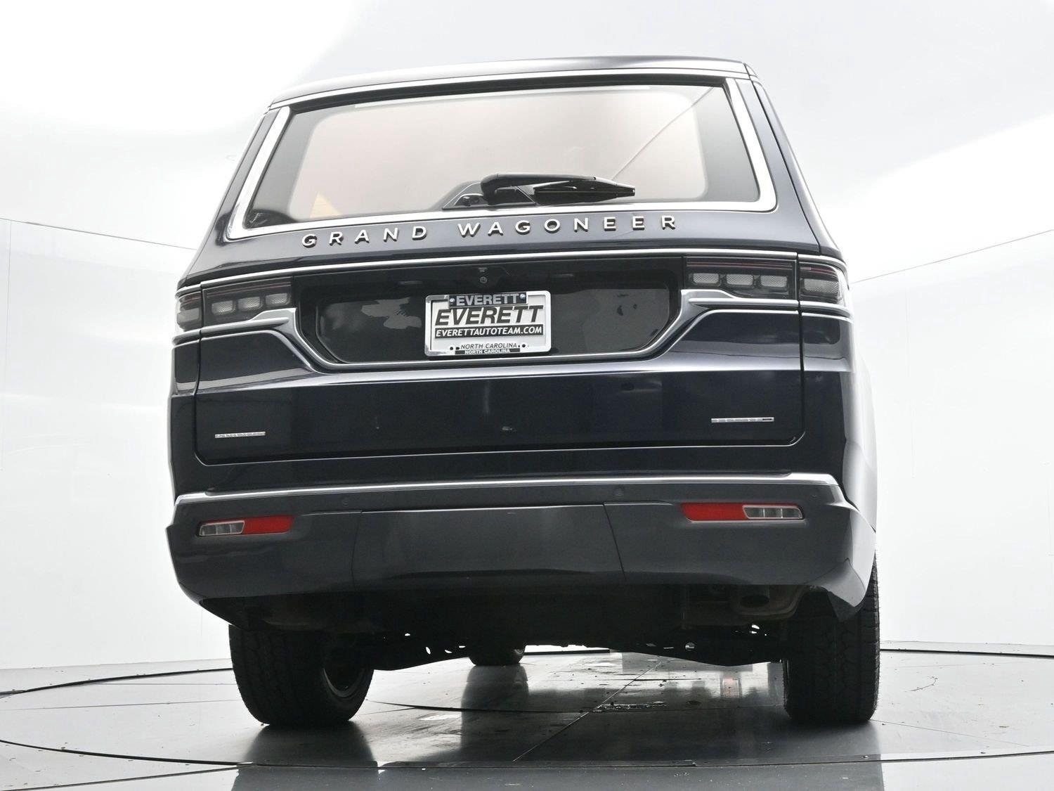 Used 2022 Blue Jeep Series III image 59