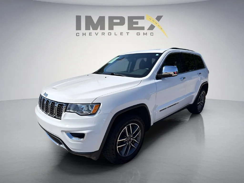 Used 2022  Jeep Limited image 1