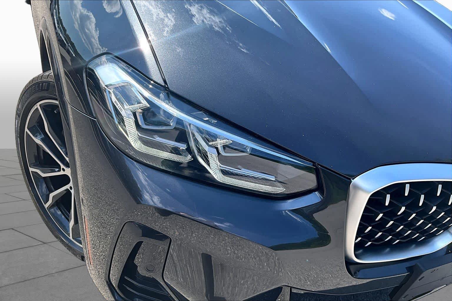 Certified Used 2025 Dark Graphite Metallic BMW xDrive30i image 28
