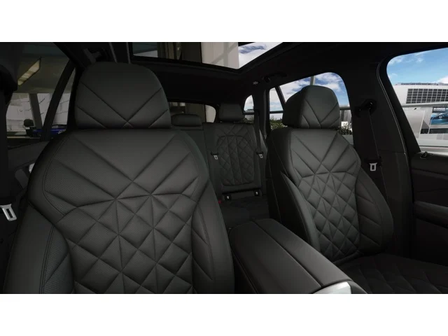 New 2026 Mineral White Metallic BMW  image 11