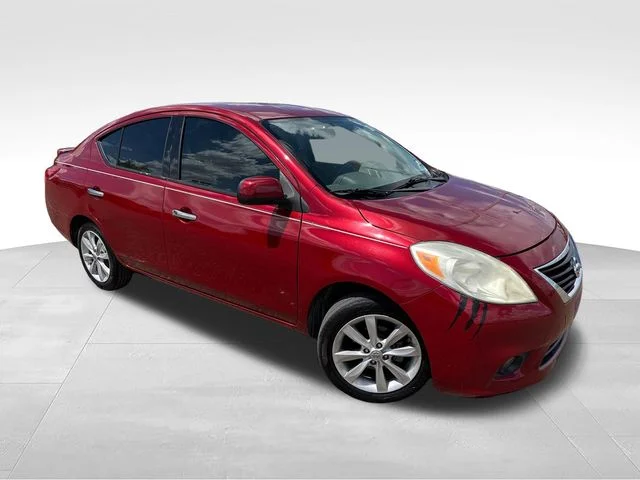 2014 Nissan Versa 1.6 SL