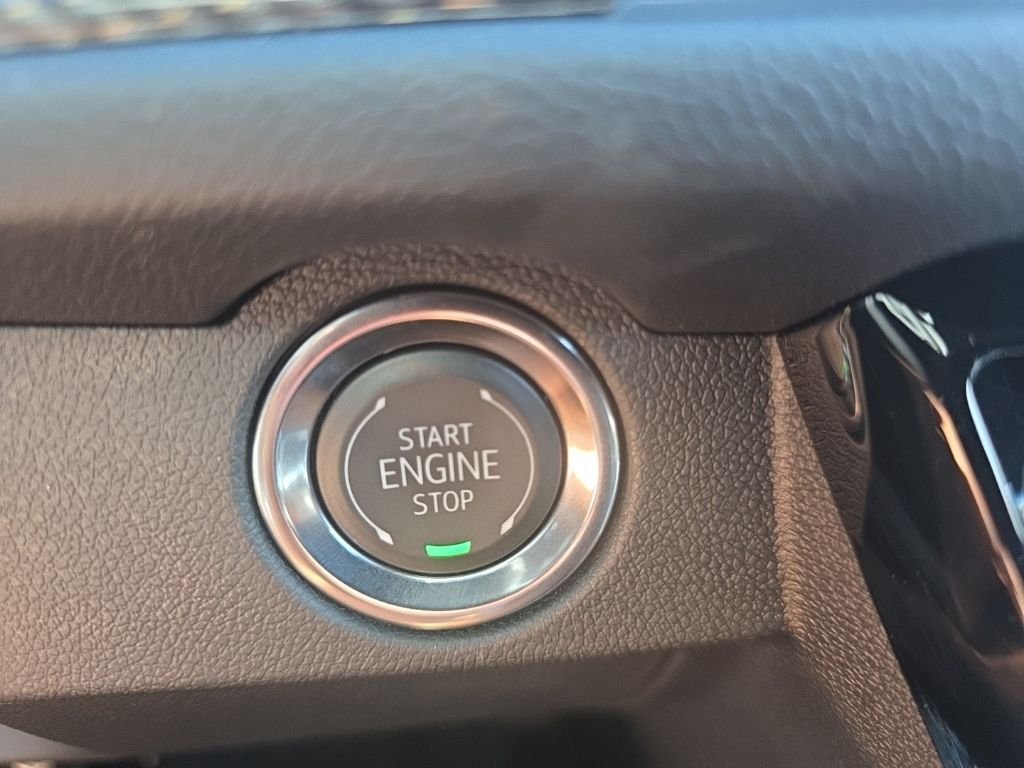 New 2027 Beige Chevrolet Z71 image 42