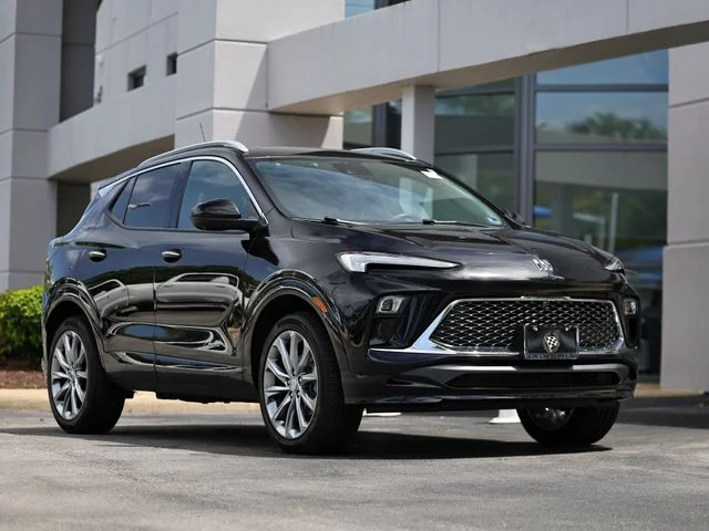 Used 2025 Ebony Twilight Metallic Buick Avenir image 1
