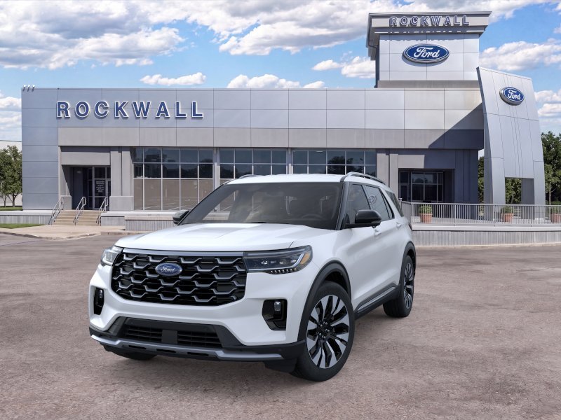 New 2026 Star White Metallic Tri-Coat Ford Platinum™ image 2