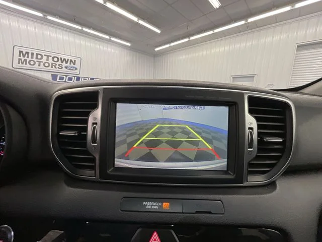 Used 2017 Sparkling Silver Kia SX image 17