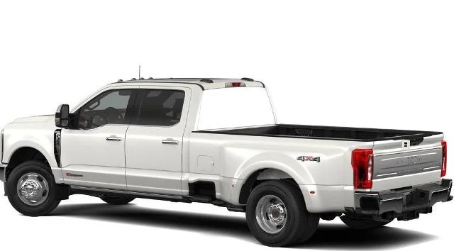 New 2026 Star White Metallic Tri-Coat Ford F-350® King Ranch® image 24