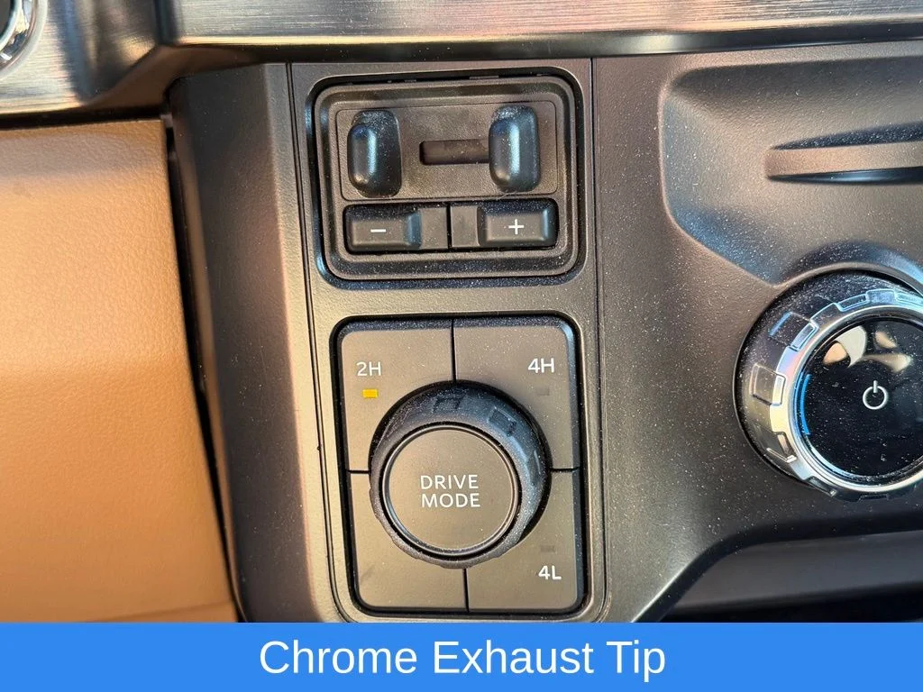 Used 2024 Silver Ford Lariat image 33
