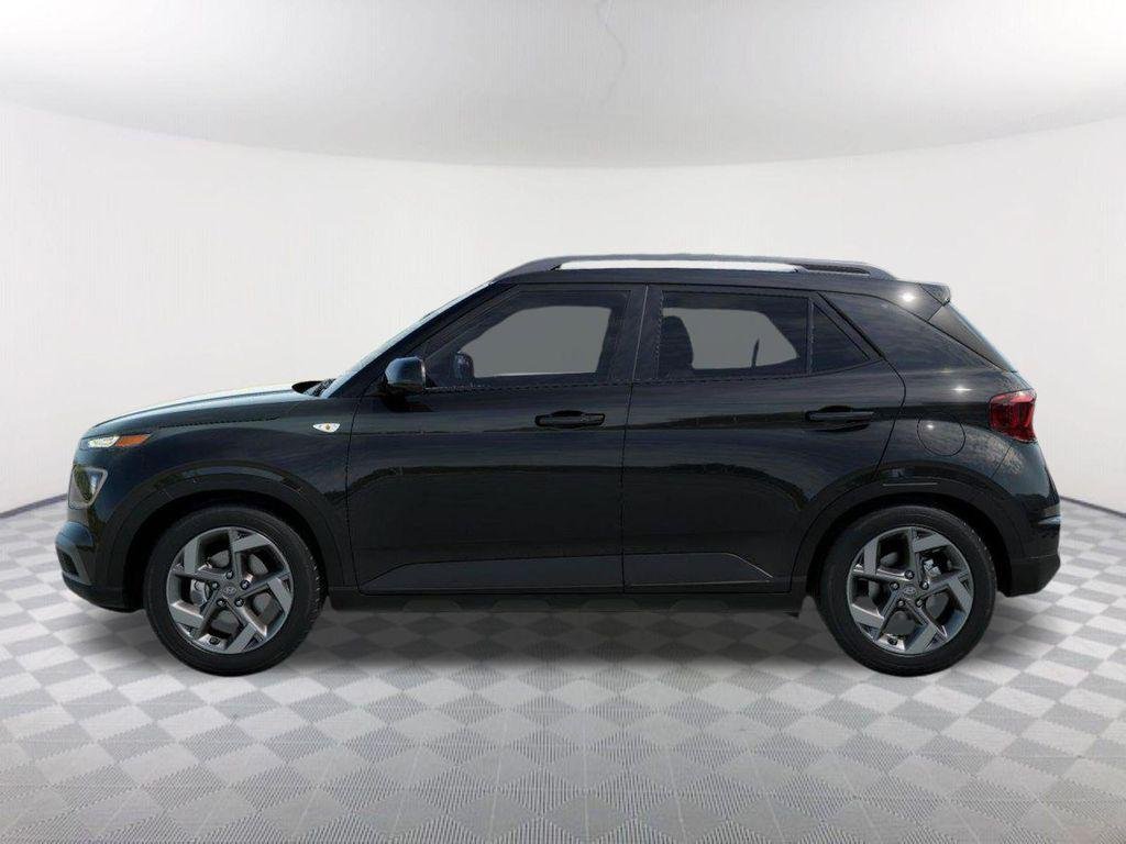 New 2026 Black Hyundai SEL image 3