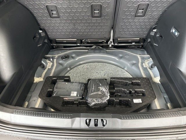 New 2025 Gray Ford Big Bend image 52