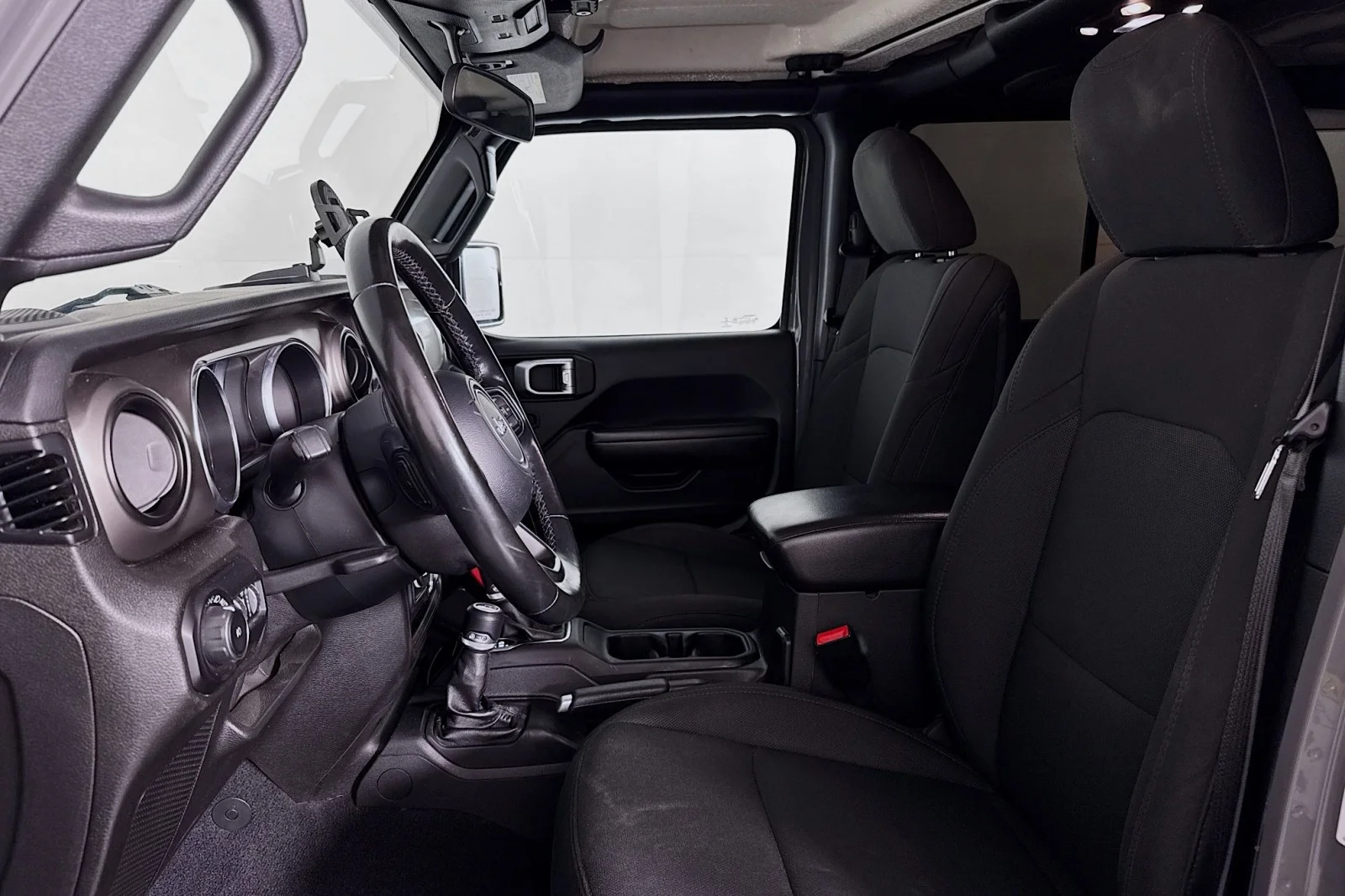 Used 2020 Sting-Gray Clearcoat Jeep Sport 4X4 image 16