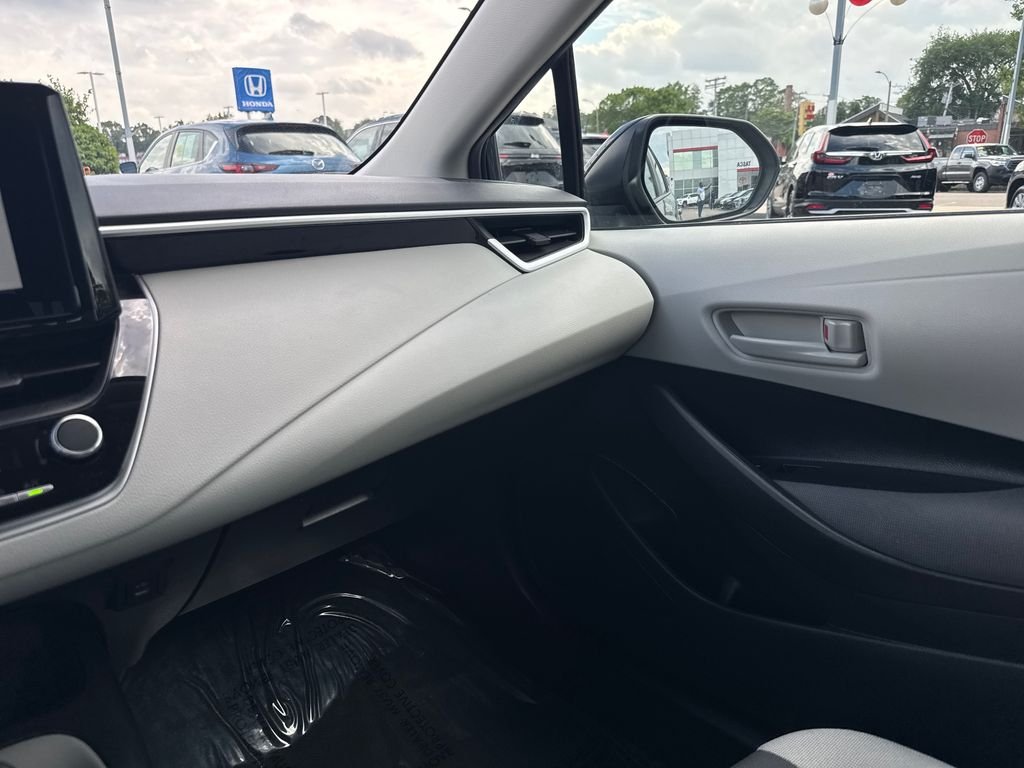 Used 2025 Gray Toyota LE image 29
