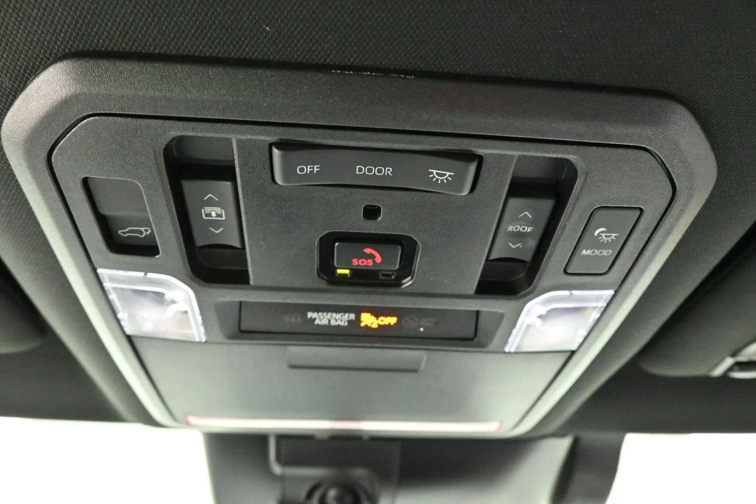 Used 2023 Magnetic Gray Metallic Toyota Platinum image 35