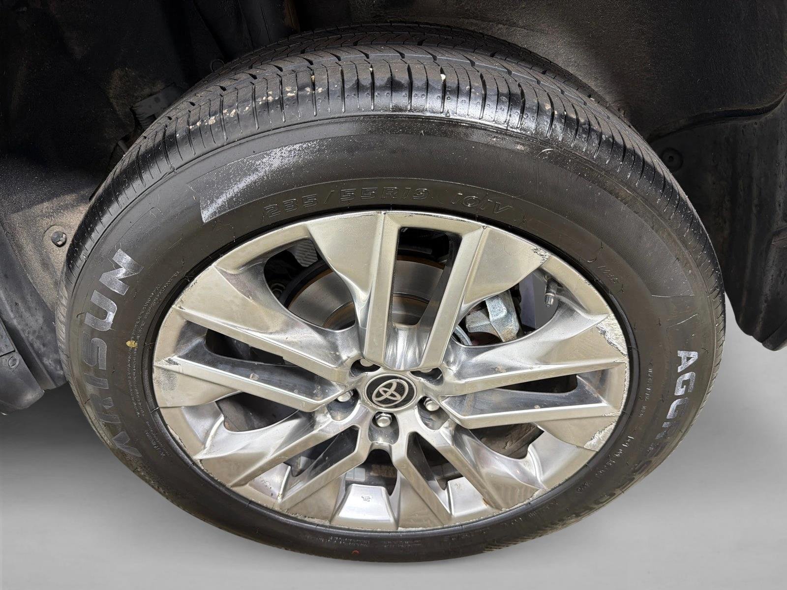 Used 2021 Silver Sky Metallic Toyota Limited image 22