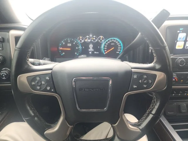 Used 2018 Red GMC Denali image 14