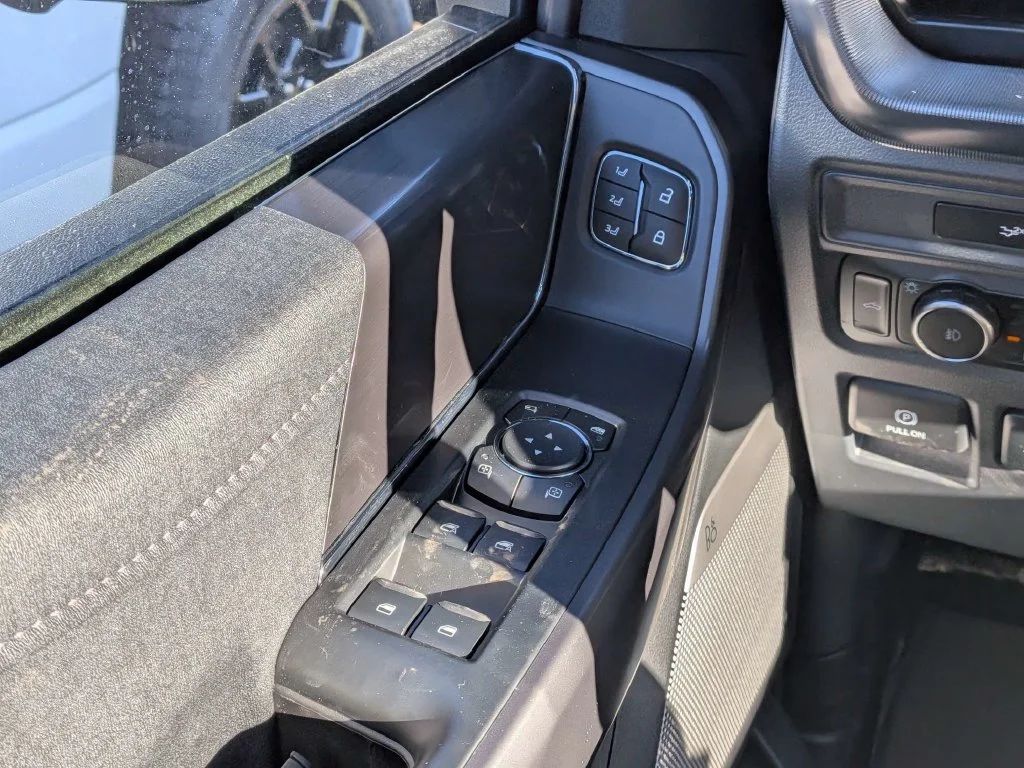 New 2026 Agate Black Metallic Ford Lariat® image 17
