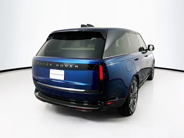 New 2026 Petrolix Blue Land Rover SE image 5