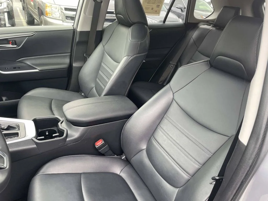 2023 Toyota RAV4 XLE Premium - Photo 25