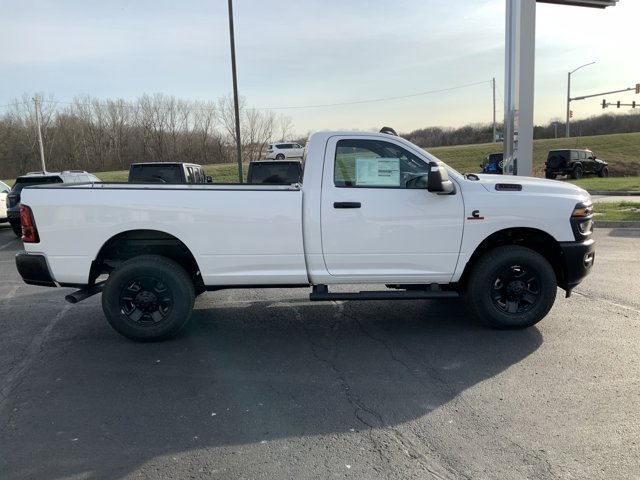 New 2026 Bright White Clear-Coat Exterior Paint RAM Tradesman image 7