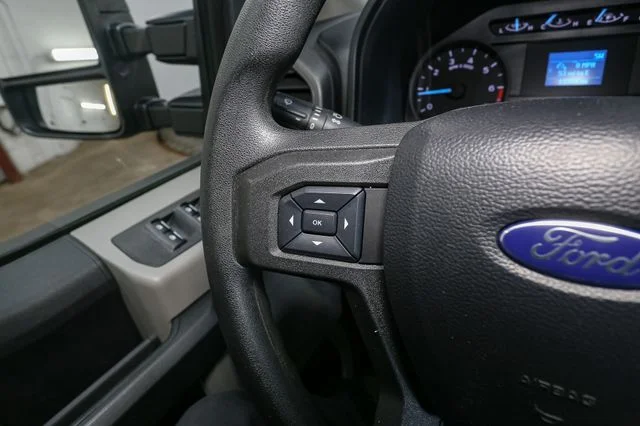 Used 2021 Silver Ford XL image 26