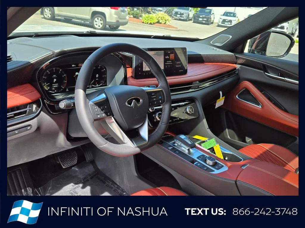 New 2027 2T RAD WHT INFINITI Autograph AWD image 4