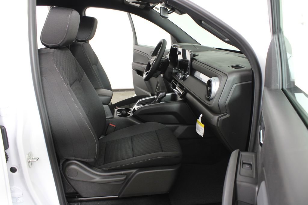 2026 Chevrolet Colorado LT - Photo 16