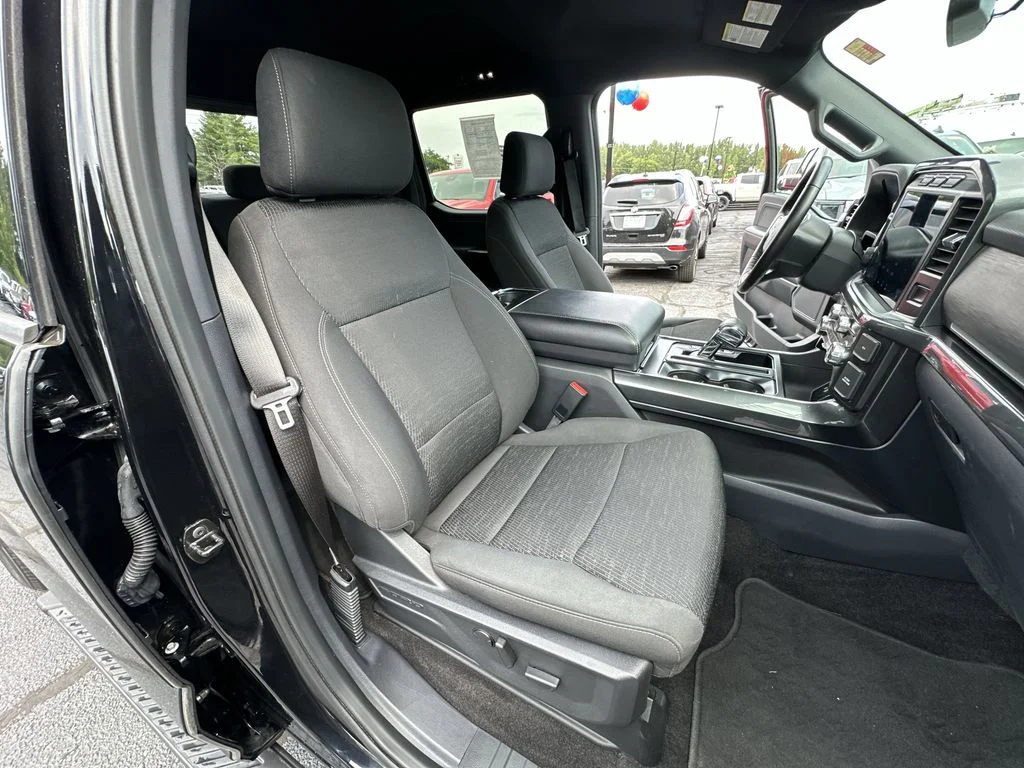 Certified Used 2022 Black Ford XLT image 20