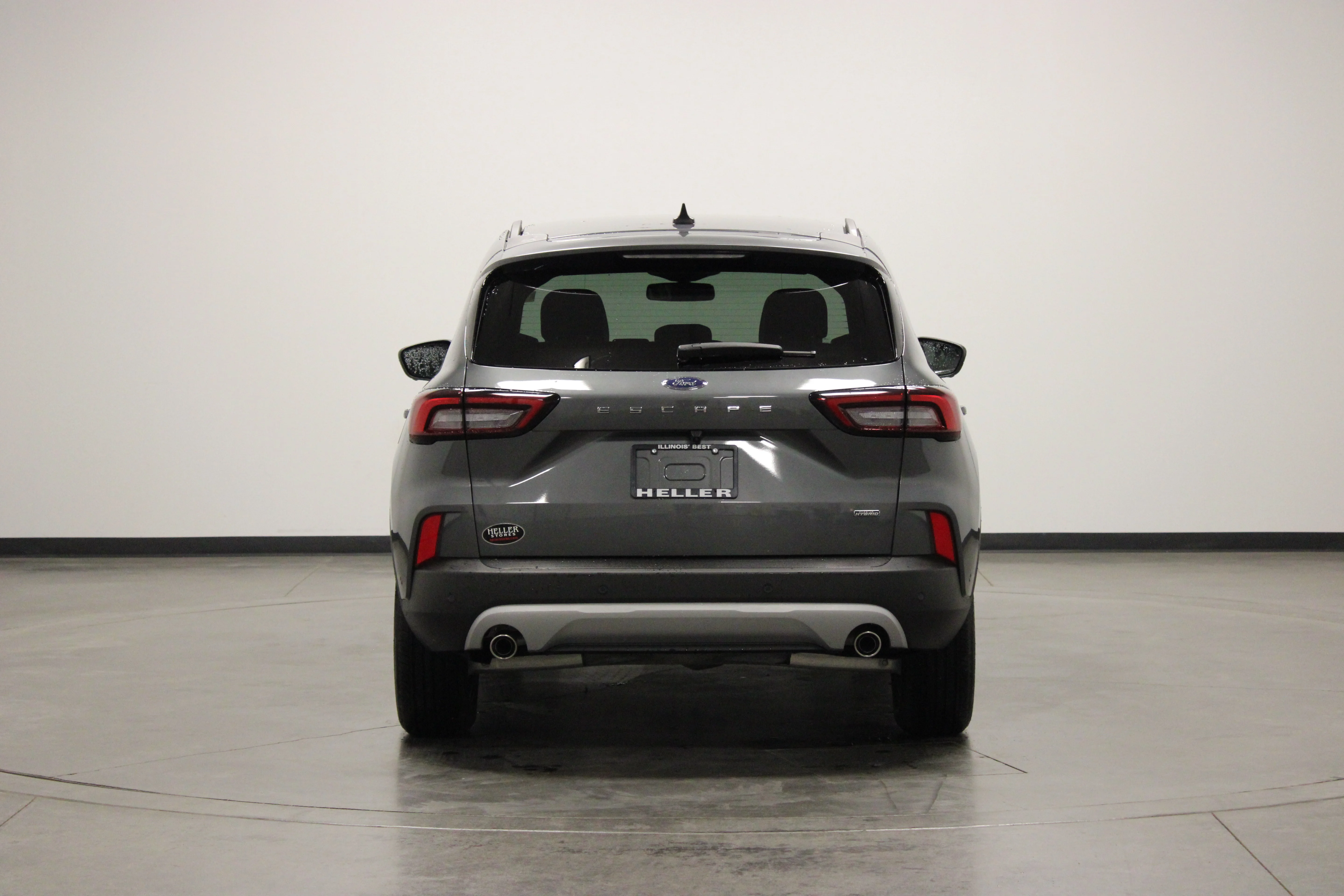 Used 2023 Gray Metallic Ford PHEV image 7