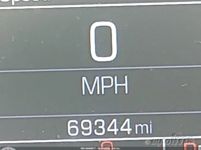 Used 2018 White Chevrolet LS image 8