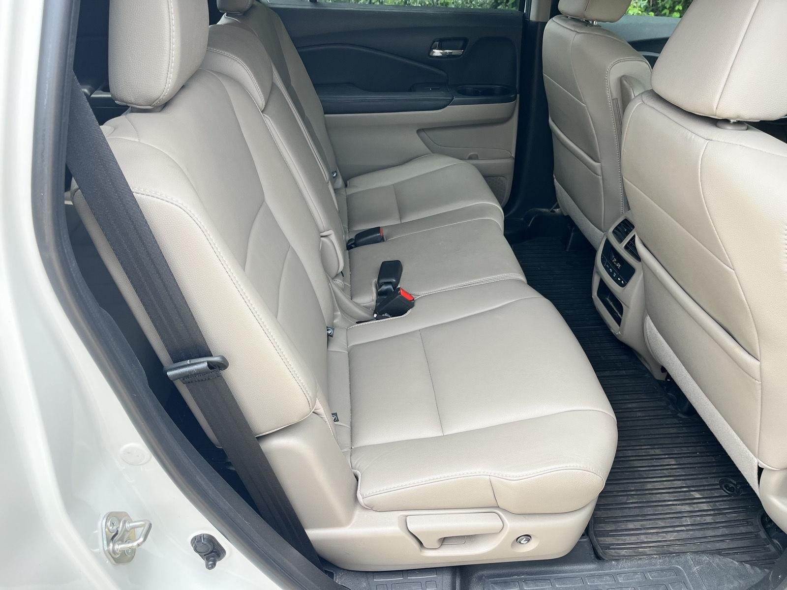 Used 2018 White Diamond Pearl Honda EX-L image 15