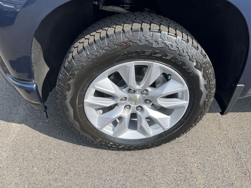 Used 2021 Blue Chevrolet Custom image 10