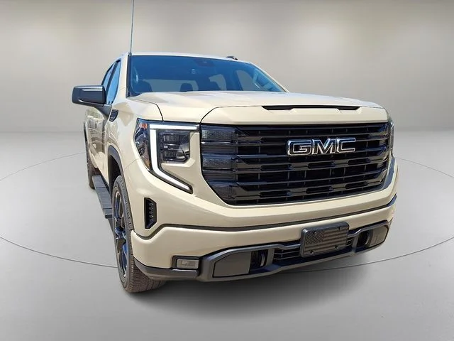 Used 2022 Beige GMC Elevation image 2