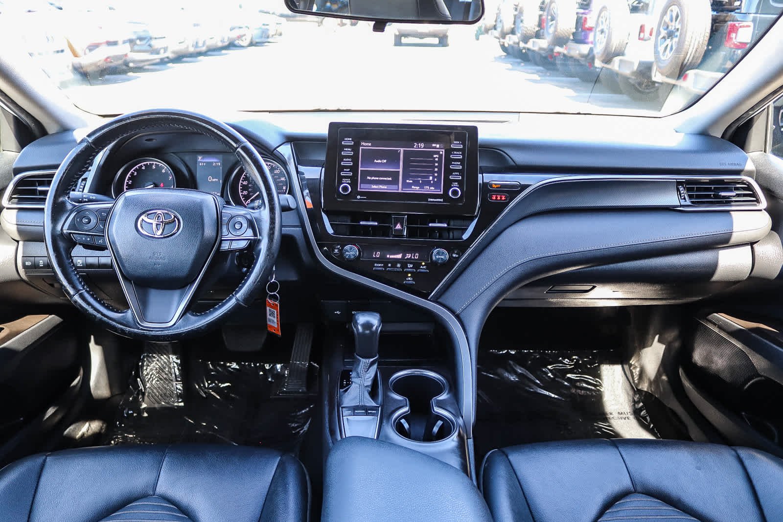 Used 2023 Ice Cap Toyota SE image 12