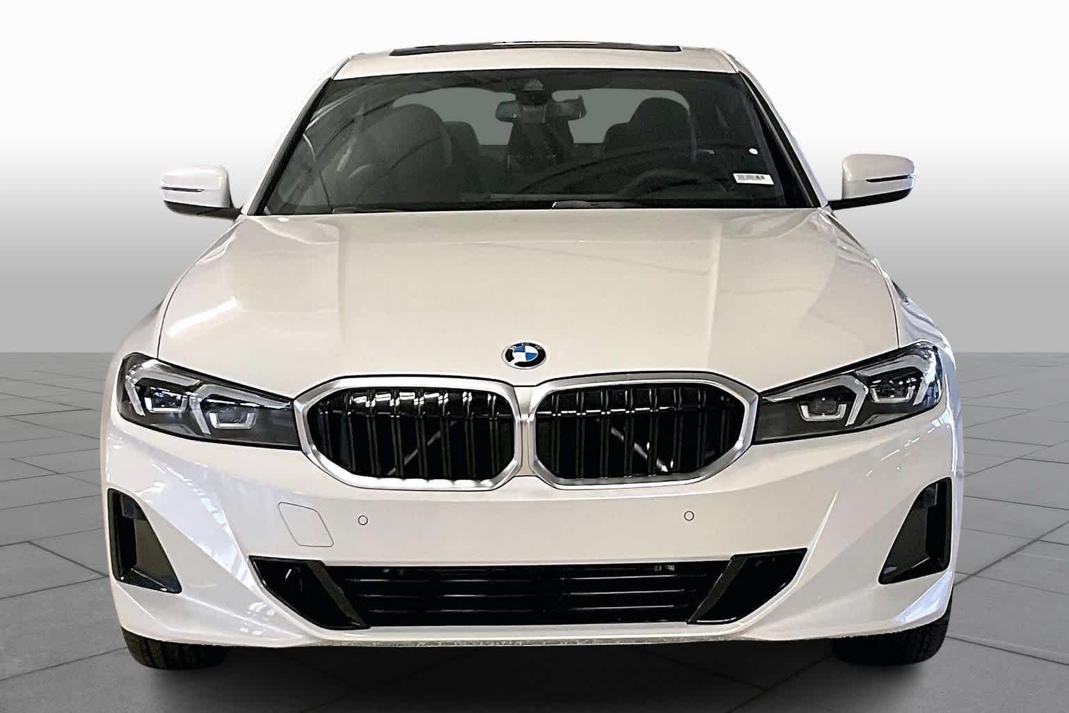 New 2026 Mineral White Metallic BMW 330i NA image 3