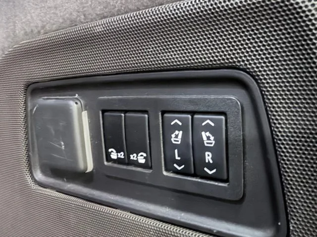 Used 2022 Gray Cadillac Premium image 7