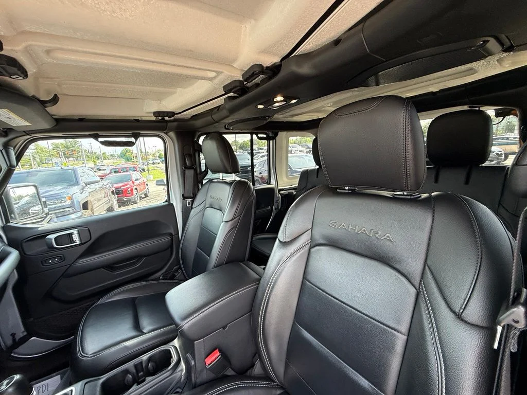 Used 2022 Silver Jeep Unlimited Sahara 4xe image 15