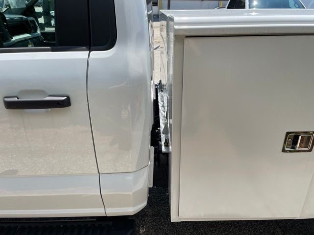 New 2026 Oxford White Ford F-250® XL image 42