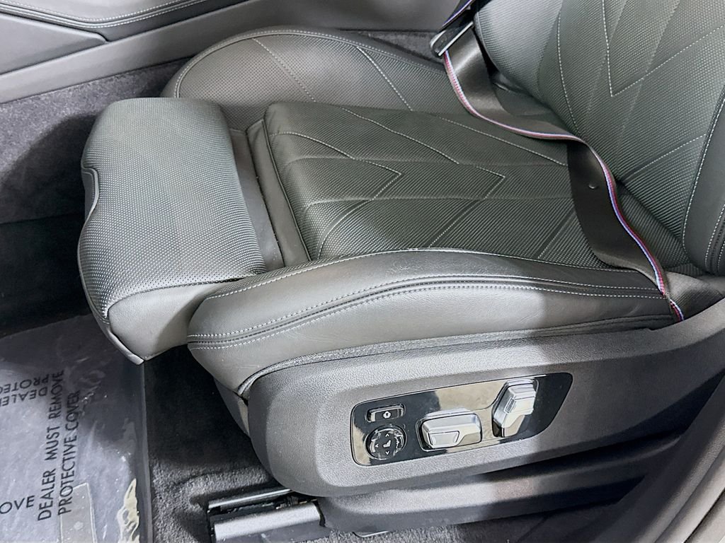 Used 2024 White BMW Base image 21