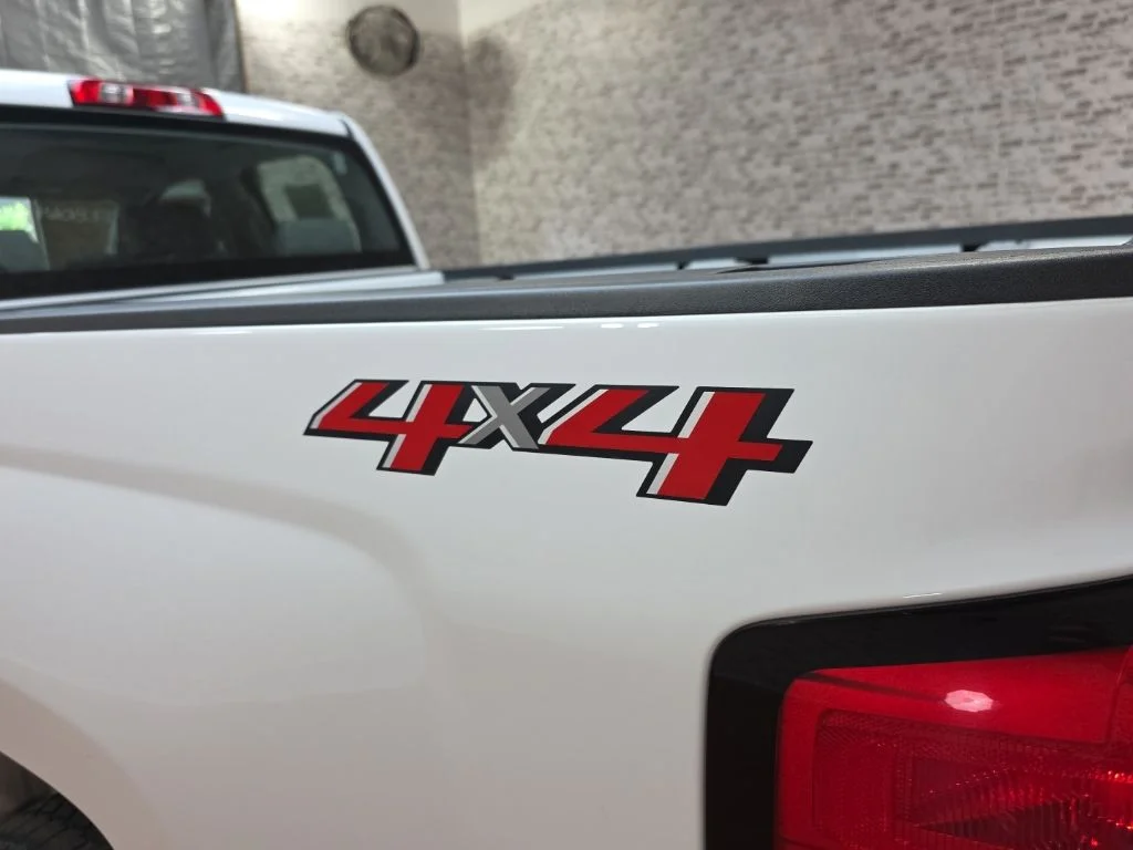 Used 2019 White Chevrolet WT image 11