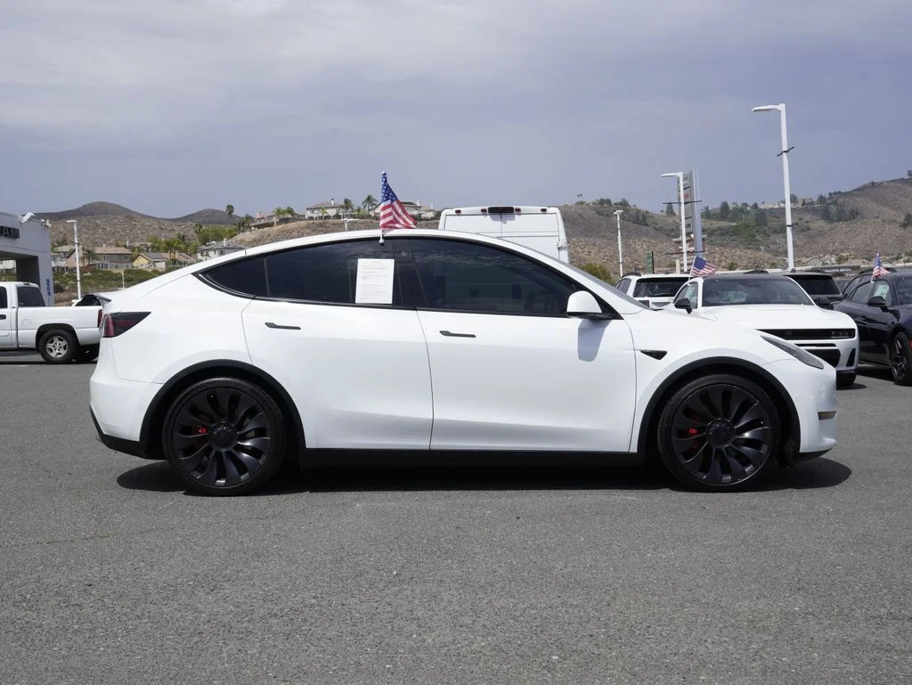 Used 2022 Tesla Model Y Performance with VIN 7SAYGDEF9NF546262 for sale in Lake Elsinore, CA