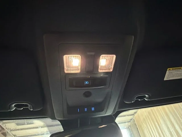 Used 2018 Blue Ram Sport image 29