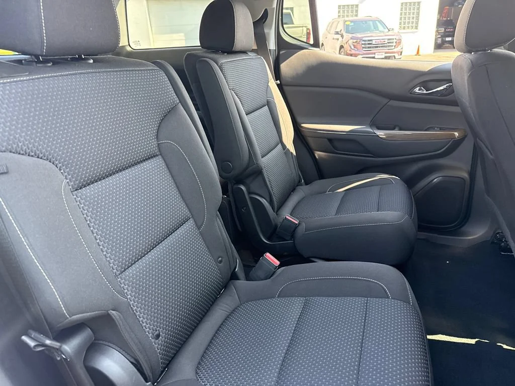 2023 GMC Acadia SLE - Photo 32