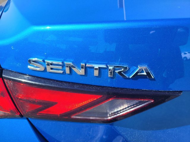 Used 2025 Blue Nissan SV image 10