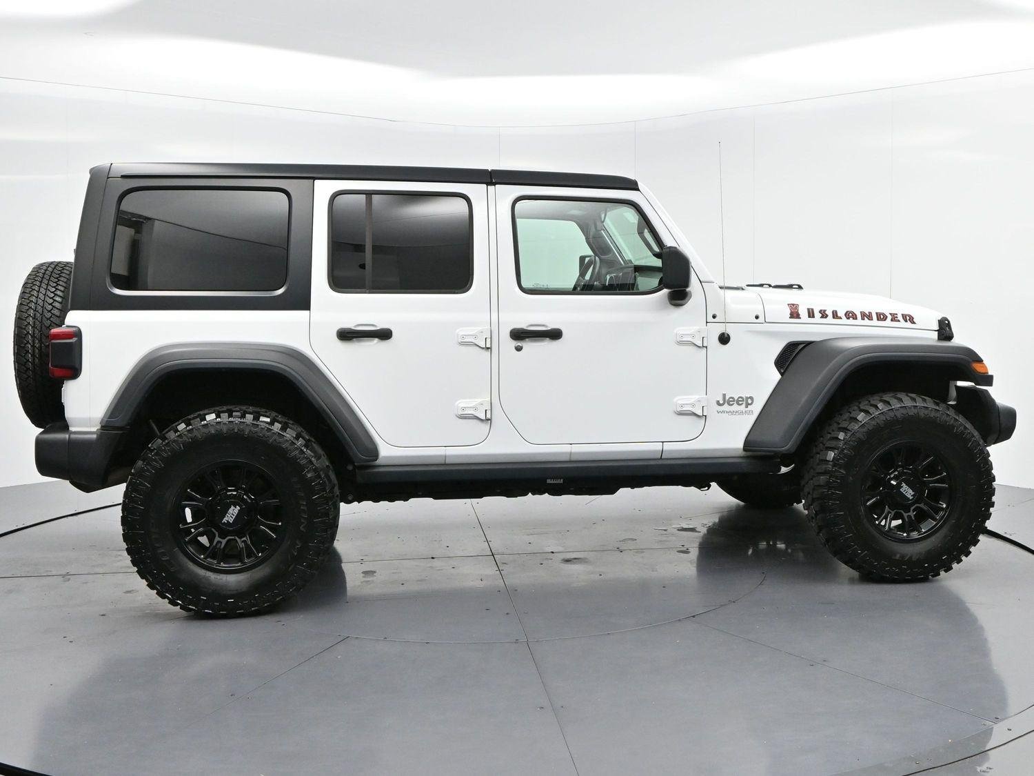 Used 2021 Bright White Clearcoat Jeep Unlimited Islander image 8