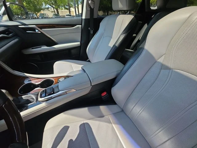 Used 2017  Lexus 350 image 21