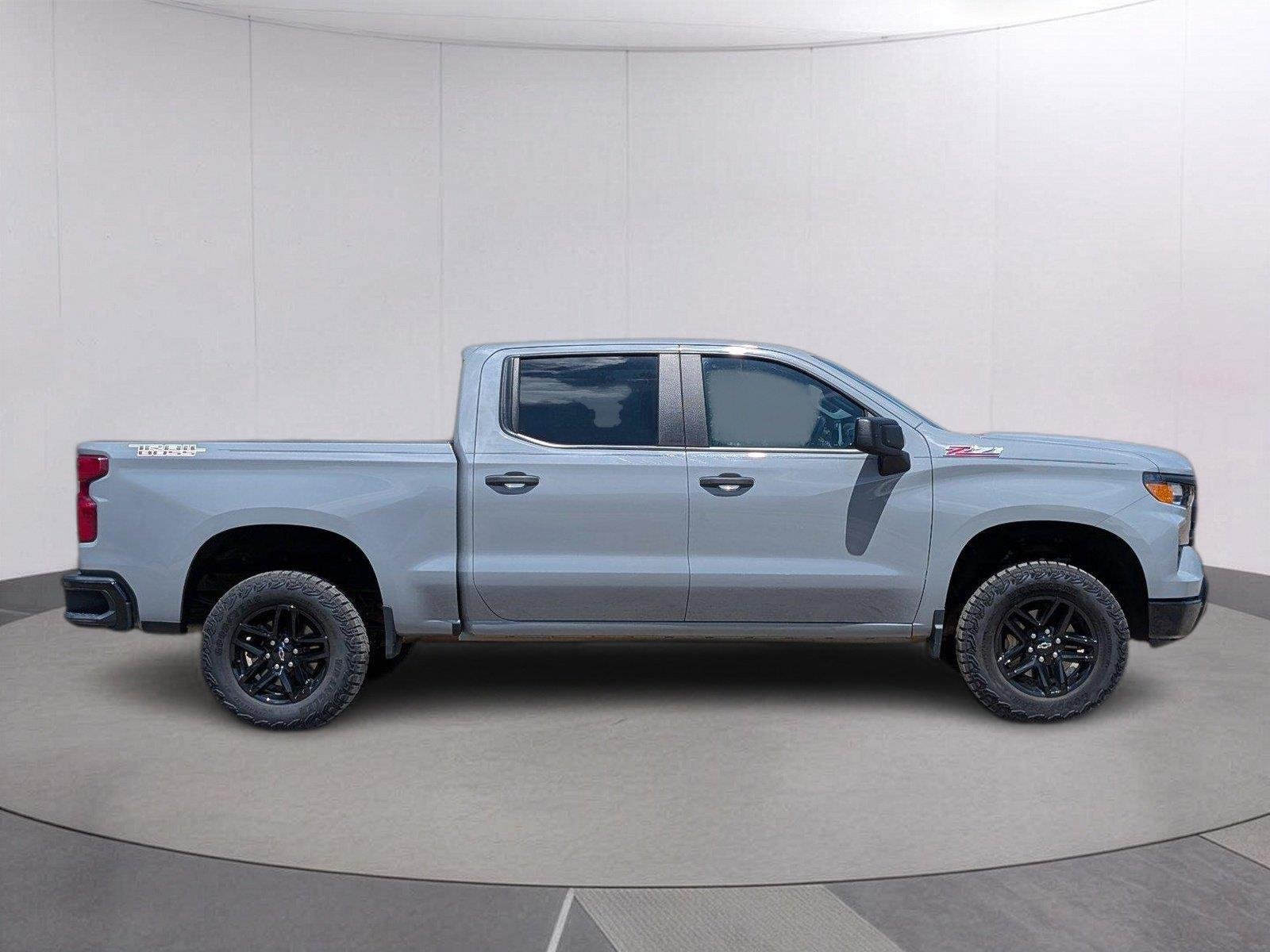 Used 2025 Slate Gray Metallic Chevrolet Custom Trail Boss image 8