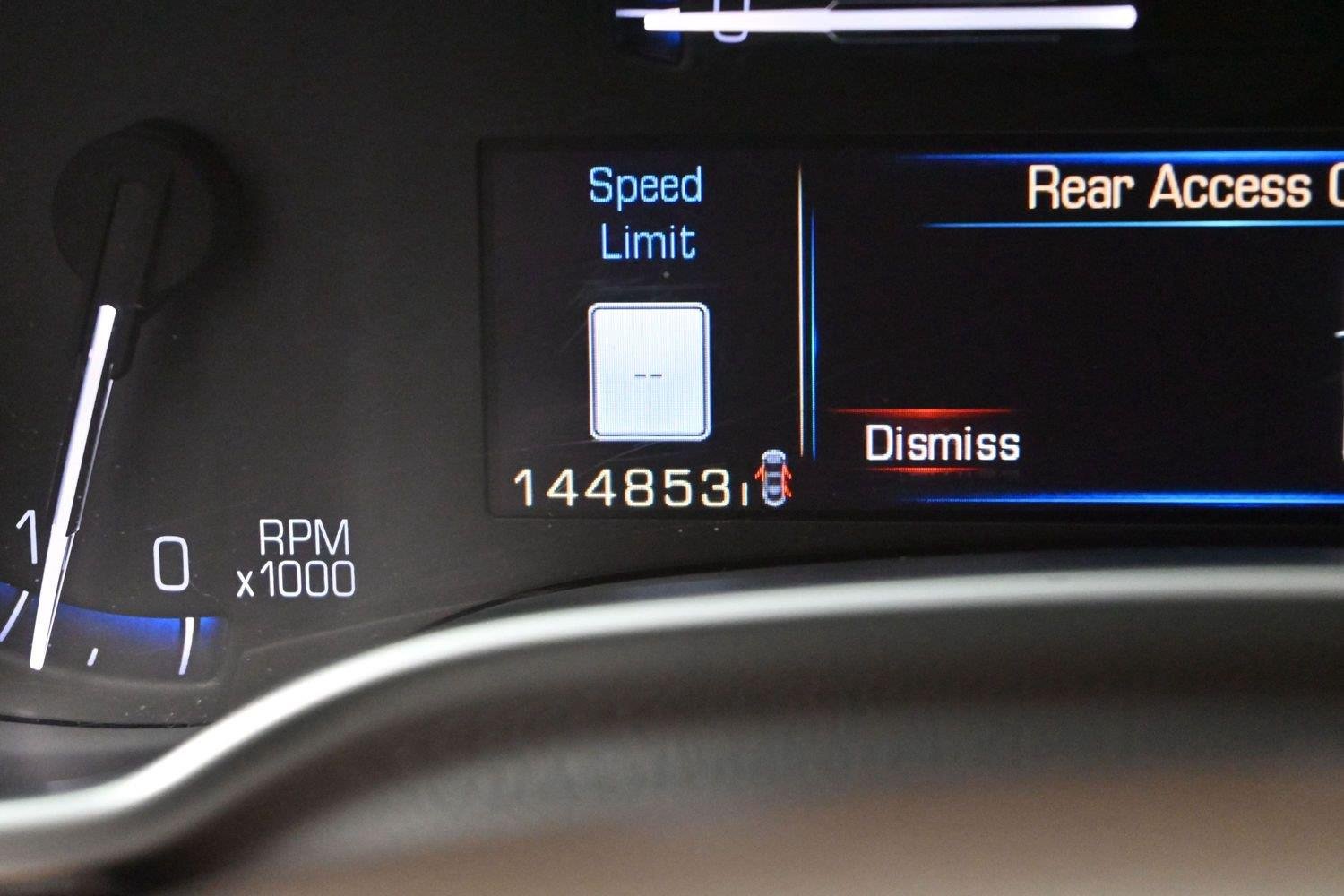 Used 2014 Platinum Ice Tricoat Cadillac Luxury Collection image 20