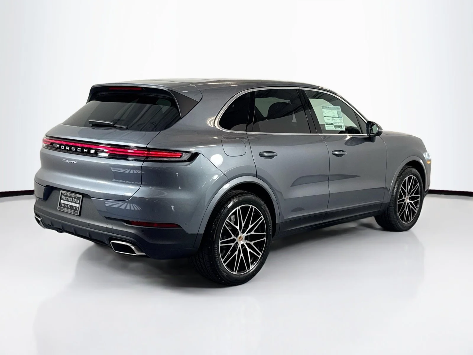 Used 2026 Vanadium Grey Metallic Porsche  image 9