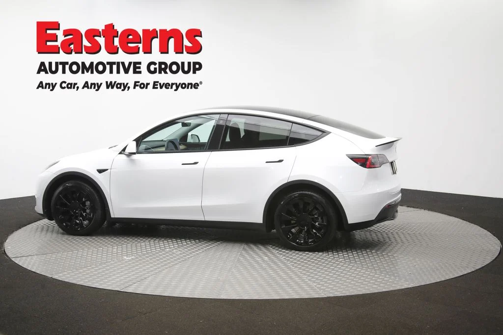 Used 2021 White Tesla Long Range image 57