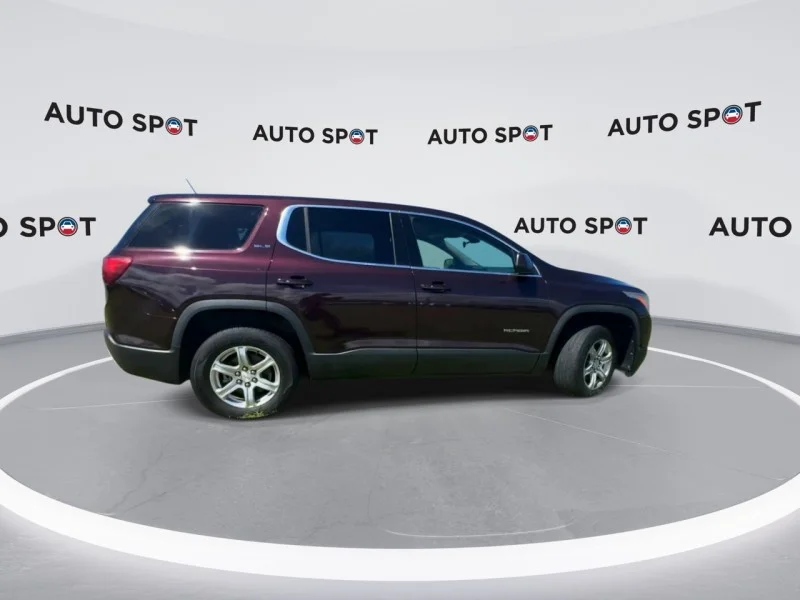 Used 2017 Ebony Twilight Metallic GMC SLE image 9